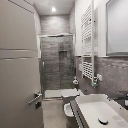 Dolce Domus Esedra Апартаменты Рим