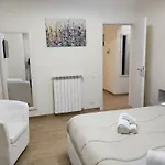Dolce Domus Esedra