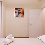 Dolce Domus Esedra